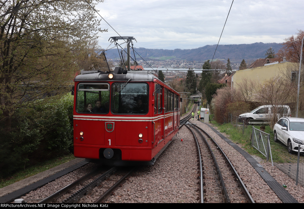 Dolderbahn 1